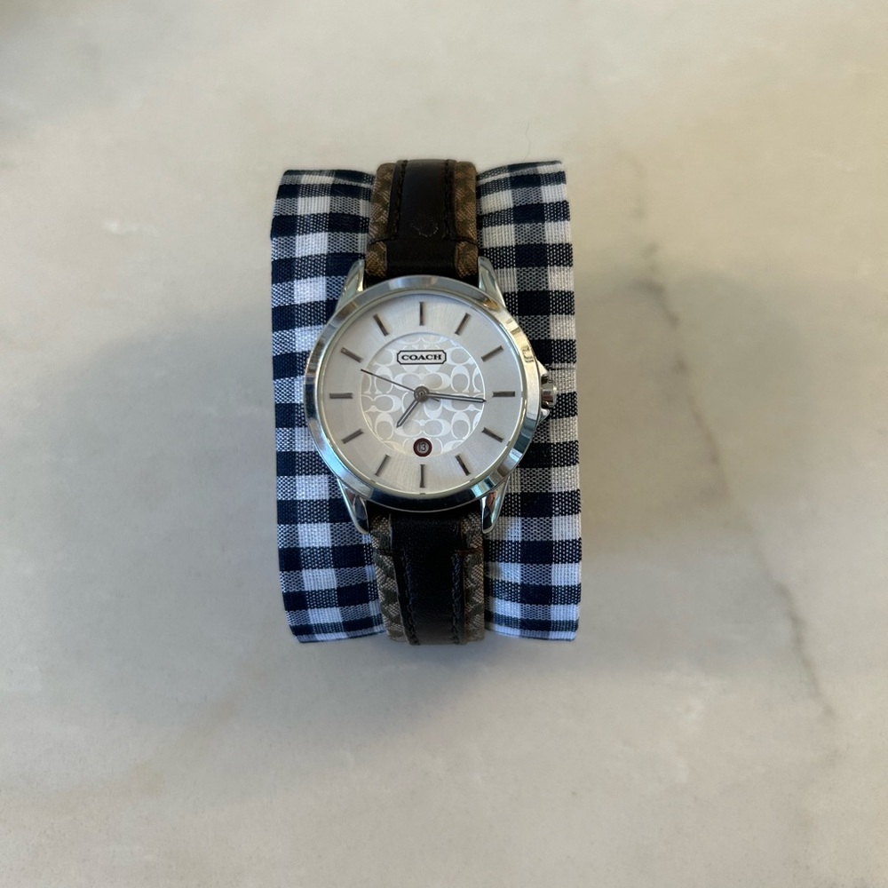 Coach emblem leather watch